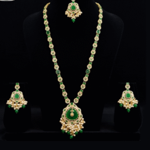 Royal Green Mala Set – A Fusion of Elegance and Tradition