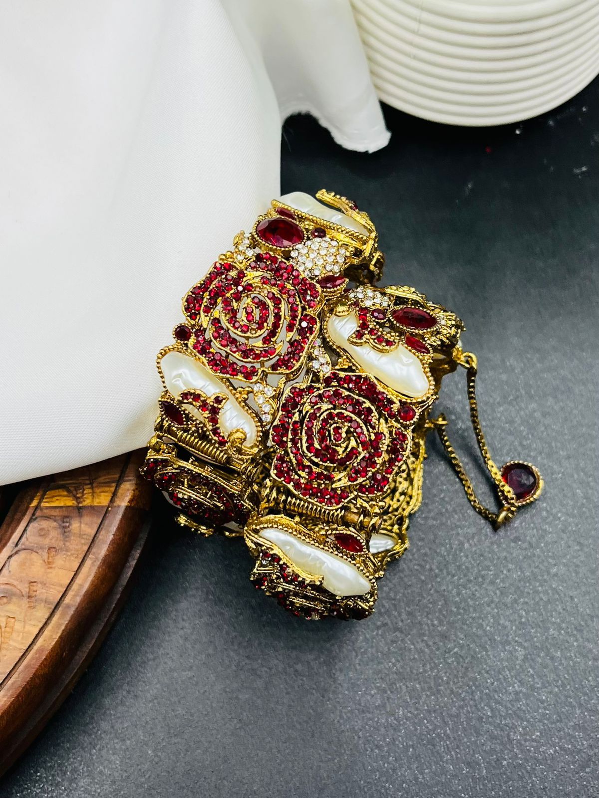 Royal Red Rose Bridal Bangles – Elegant Handcrafted Beauty Royal Red Rose Bridal Bangles – Elegant Handcrafted Beauty