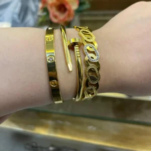 ✨ elegant gold designer bracelet set – pack of 3 ✨